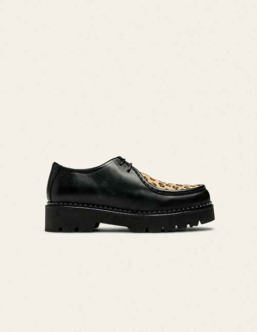 Derbies Deborah - Cuir noir et pony leopard